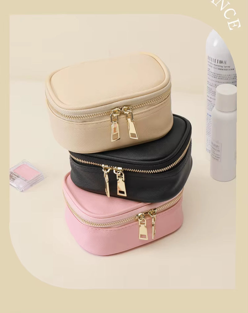 Illuminate Your Beauty on the Go: Stylish LED Makeup Bag with Mirror & Organizer